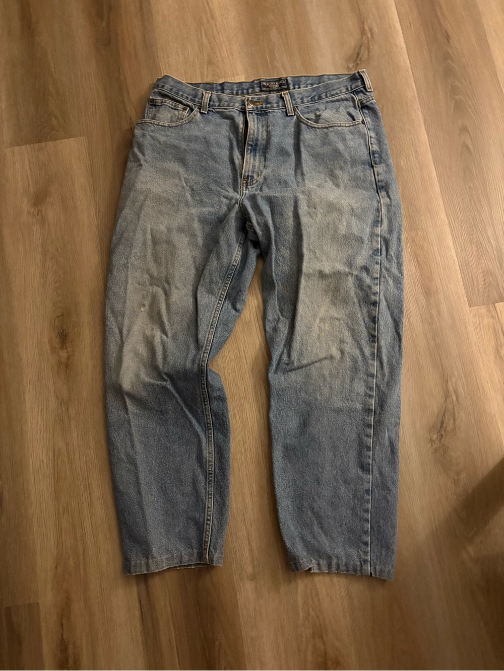 Relaxed fit faded jeans